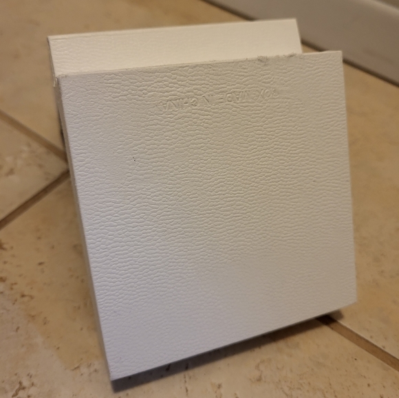 Old and New Pandora Charm bracelet boxes (EMPTY BOXES ONLY) - Picture 8 of 14